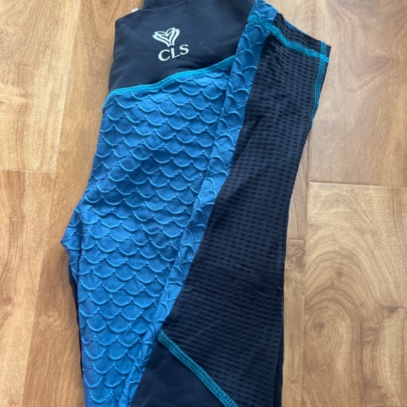 CLS scrunch leggings v-cut textured - Picture 3 of 4